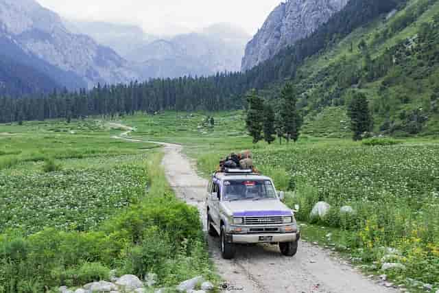 Amazing Classical Himalayan Jeep Safari